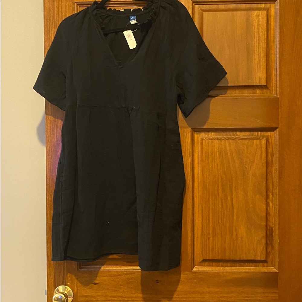 Old Navy Petite Black Dress